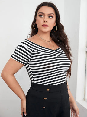 Camisa Listrada Ocasional Plus Size - Veronica