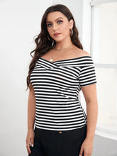 Camisa Listrada Ocasional Plus Size - Veronica