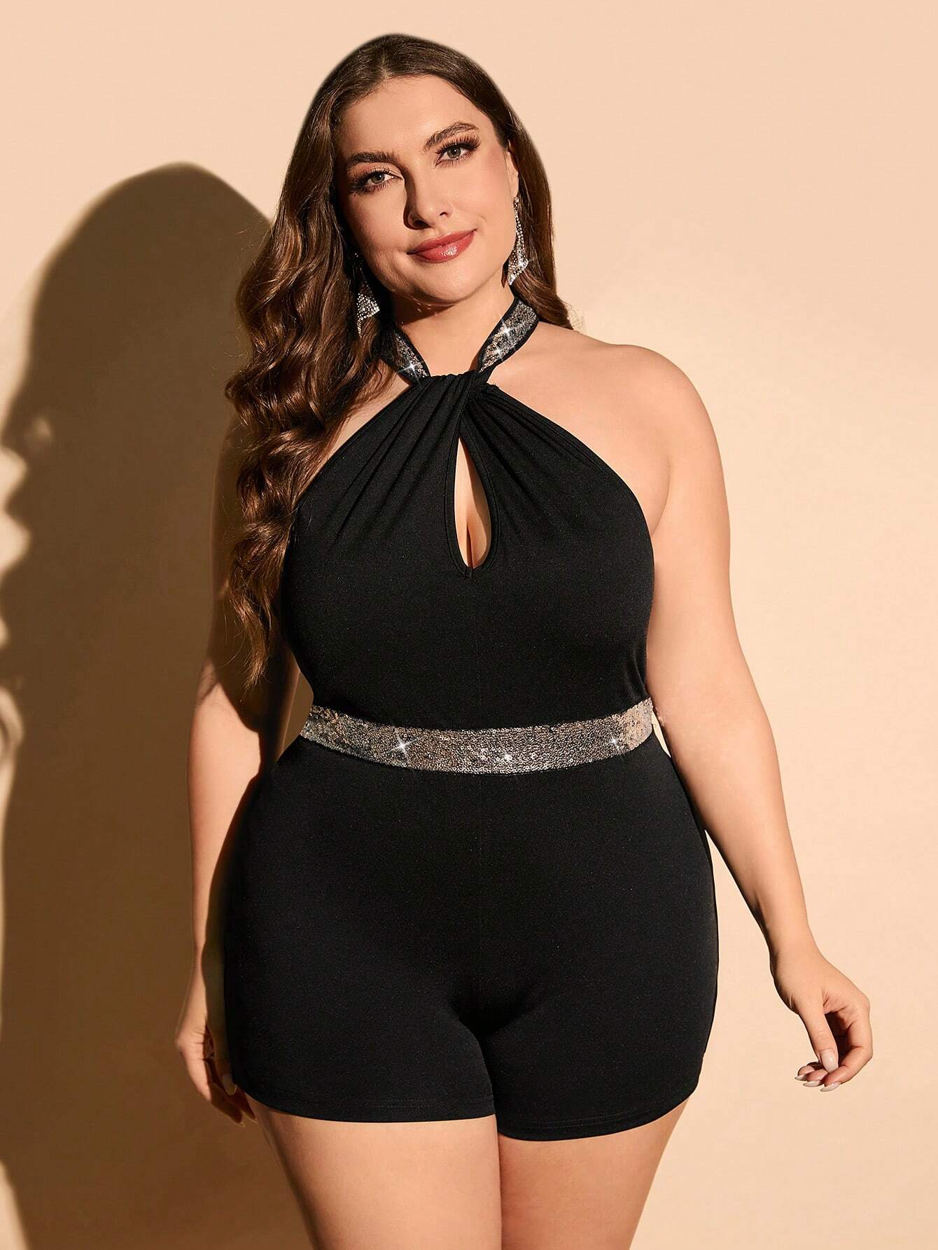 Macacão de Festa Plus Size com Botões - Jennifer