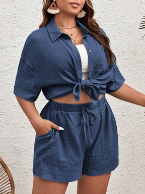 Conjunto Plus Size com Camisa de Manga Curta e Shorts - Gabriela