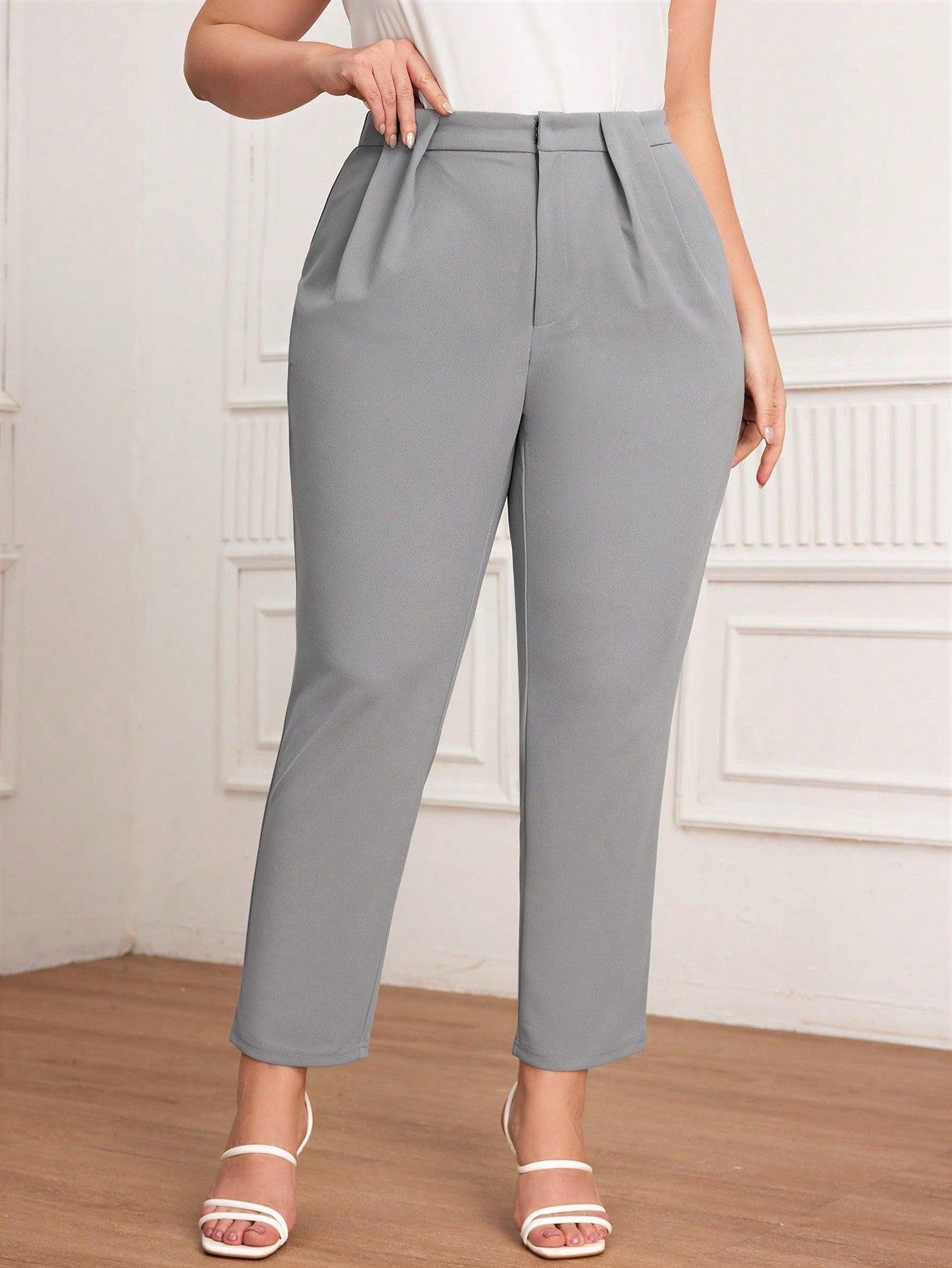 Calça De Cintura Alta Plus Size - tassiniSKU_1713756893732_811tassinitassini1713756893732/464Calça De Cintura Alta CinzaGcalça social plus size, calça plus size feminina, calça plus size, calça jeans plus size feminina, calça jeans feminina plus size, calça feminina plus size, calça alfaiataria feminina plus size, calca jeans plus size, alfaiataria plus size,