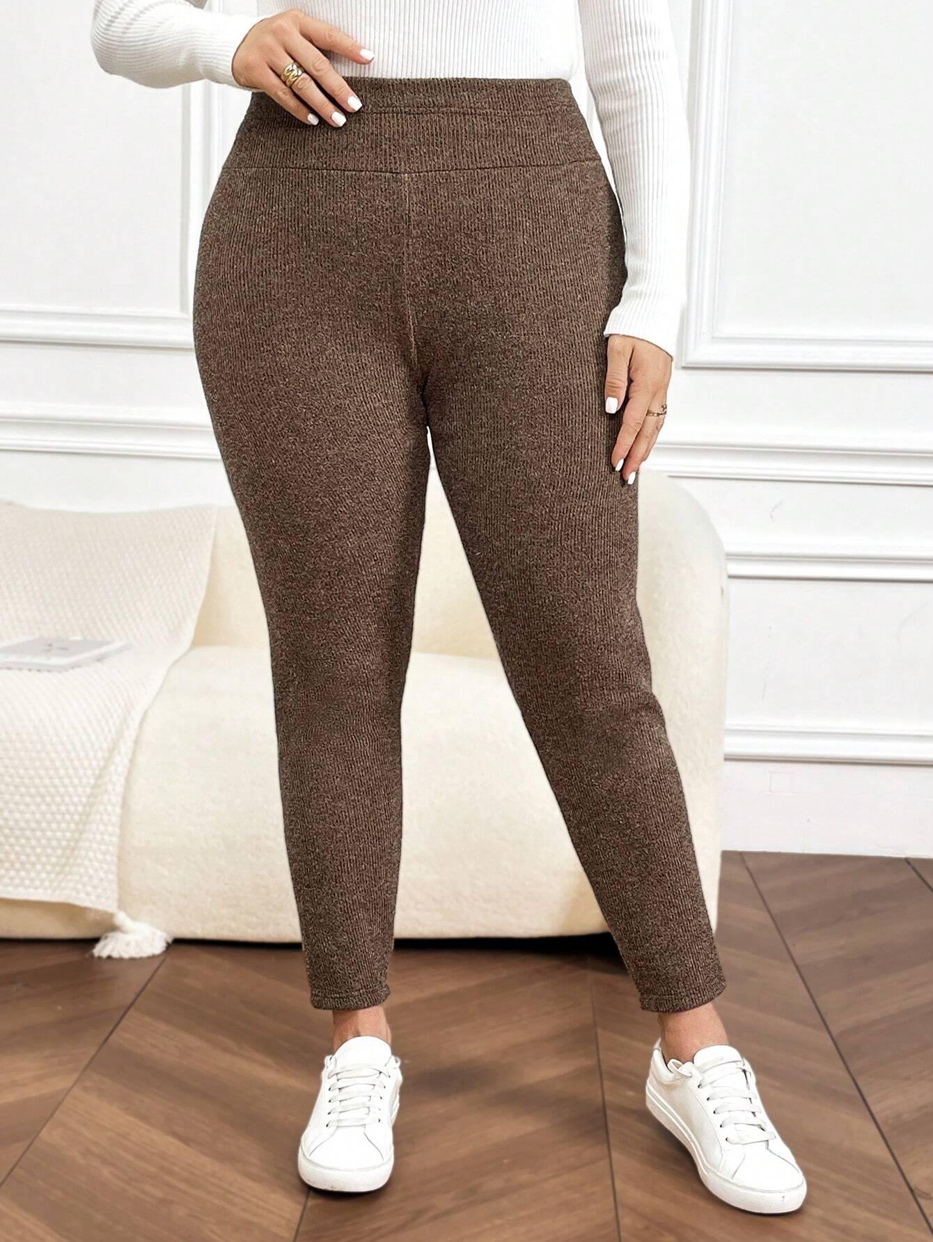 Calça Legging Feminina Termica Plus Size - tassiniSKU_1713797154535_109tassinitassini(A083)1713797154535/352Calça Legging Feminina Termica MarromGCalça Legging Feminina Termica Plus Size