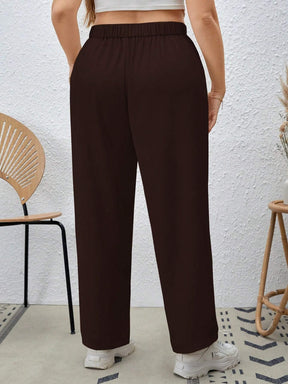 Calça Reta Feminina Plus Size - tassiniSKU_1713757009076_76tassinitassini(A090)1713757009076/296Calça Reta Feminina MarromGcalça social plus size, calça plus size feminina, calça plus size, calça jeans plus size feminina, calça jeans feminina plus size, calça feminina plus size, calça alfaiataria feminina plus size, calca jeans plus size, alfaiataria plus size,