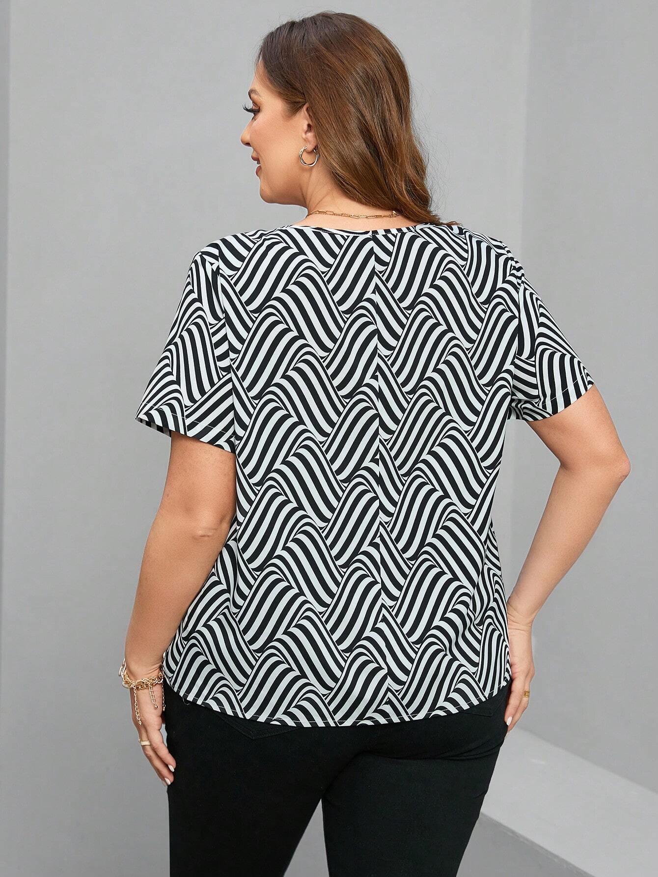 Camisas De Manga Curta Com Lapela Plus Size - tassiniSKU_1713794743661_873tassinitassini(A020)1713794743661/152Camisas De Manga Curta Preto e BrancoGcamisa feminina, blusas plus size feminina, blusas plus size, blusas femininas, blusa social feminina, blusa feminina plus size, blusa branca feminina,