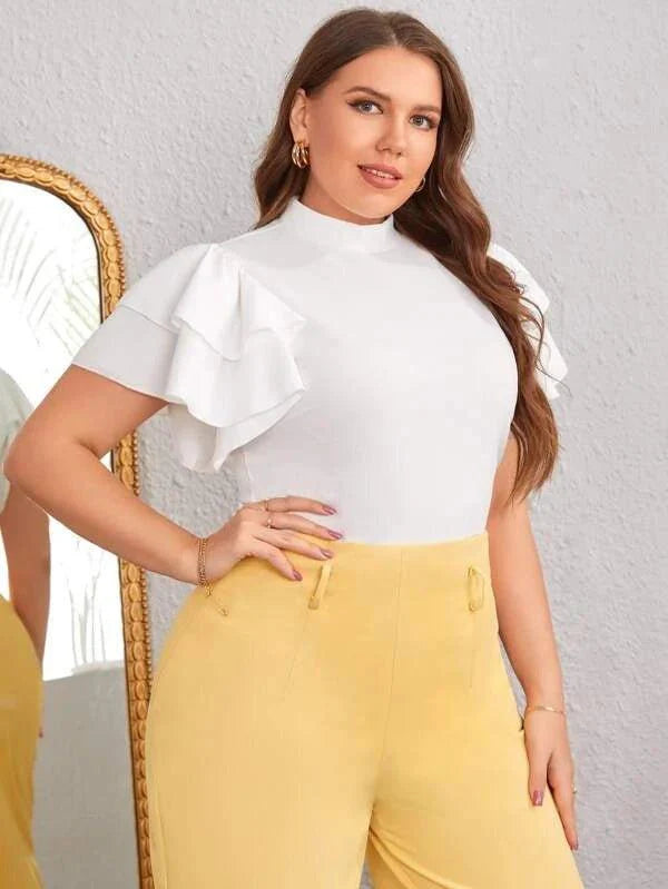 Camiseta Classica Plus Size - tassiniSKU_1713534988495_765tassinitassini1713534988495/158Camiseta Classica BrancoGcamisetas plus size feminina, camisas femininas plus size, camiseta social, camiseta básica feminina plus size, blusa manga curta plus size, camisa feminina plus, camisa feminina plus size manga curta, camiseta de manga longa,