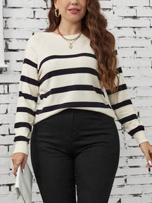 Suéter Listrado De Manga Plus Size - tassiniSKU_1713811882462_256tassinitassini1713811882462/208Suéter Listrado Branco e PretoGsueter plus size, sueter feminino plus size, suéter plus size feminino, sueter feminino tricot plus size, sueter feminino preto plus size,