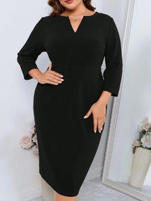 Vestido Com Decote Em V Plus Size - tassiniSKU_1713373970429_781tassinitassini(A071)1713373970429/322Vestido Com Decote Em V PretoGVestido Com Decote Em V Plus Size